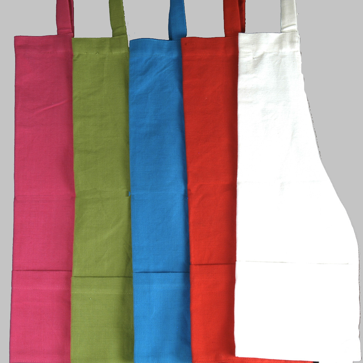 Dunroven House - Aprons